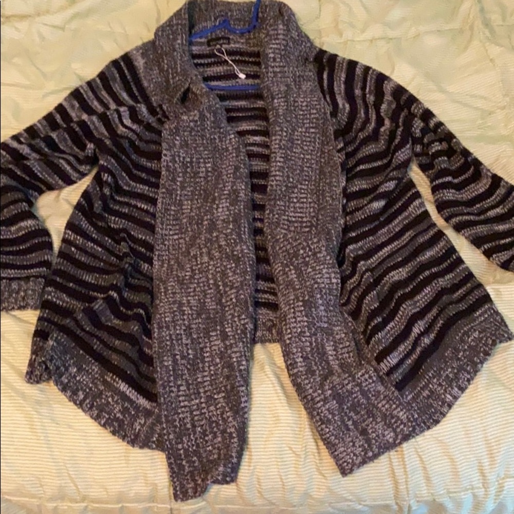 Knitted cardigan